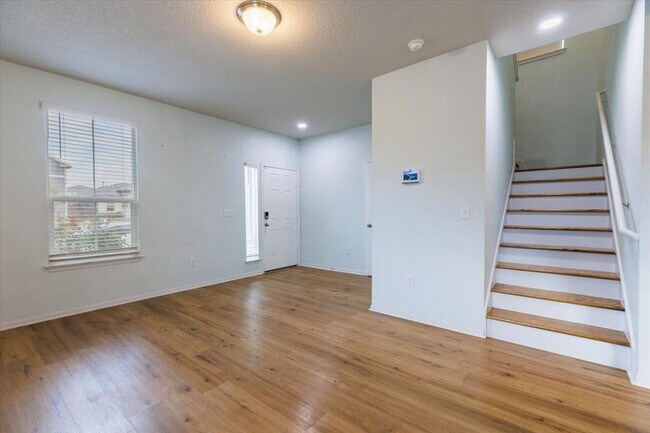 Building Photo - 2017 Arborside Dr