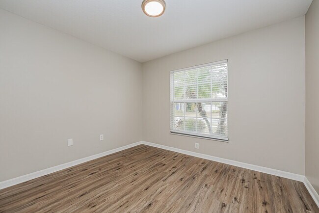 Building Photo - 5322 Watson Rd