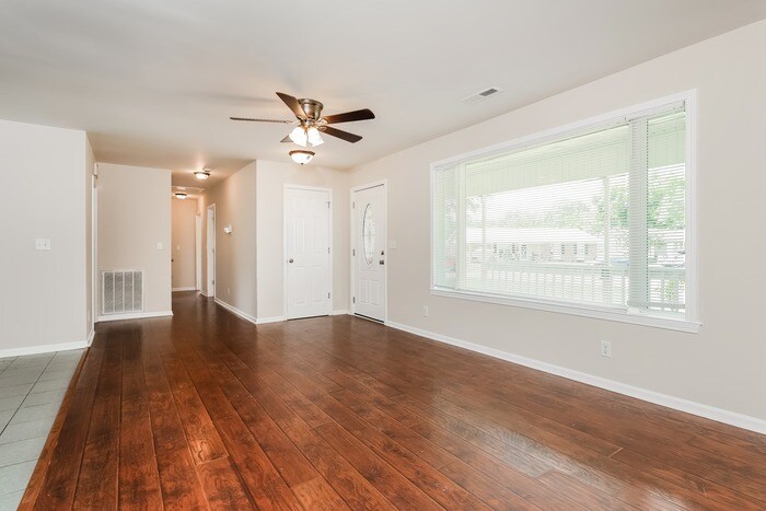 Building Photo - 29 Montclair Ave