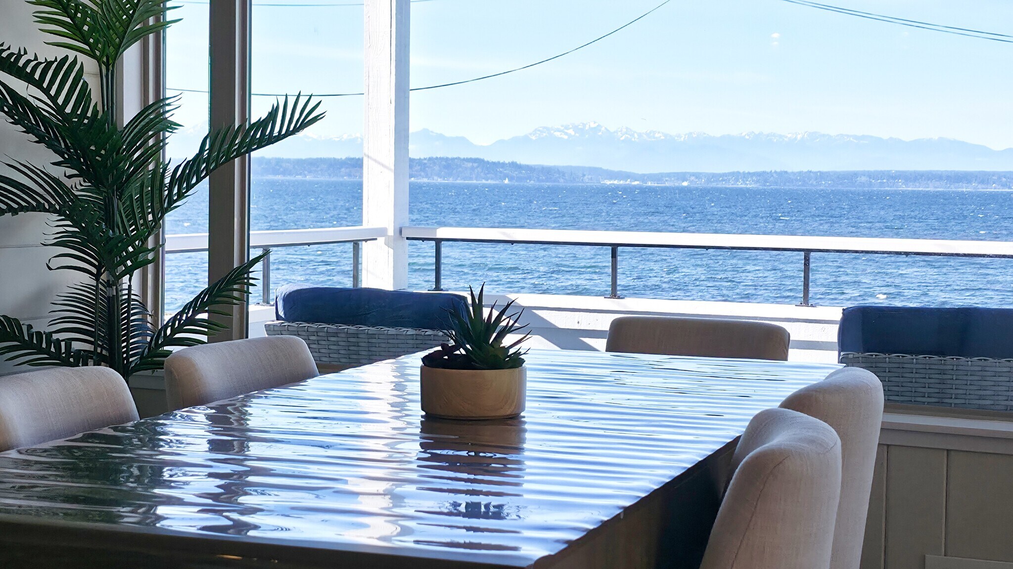 Building Photo - 1588 Alki Ave SW