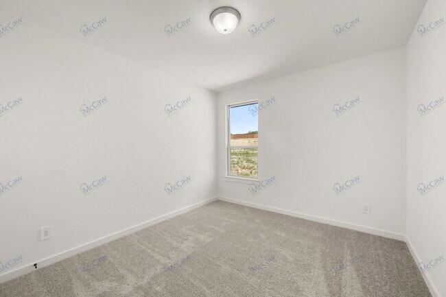Building Photo - 225 Whitetail Dr