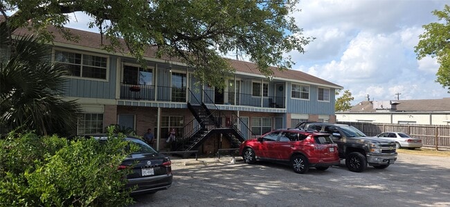 Building Photo - 4005 Irvington Blvd