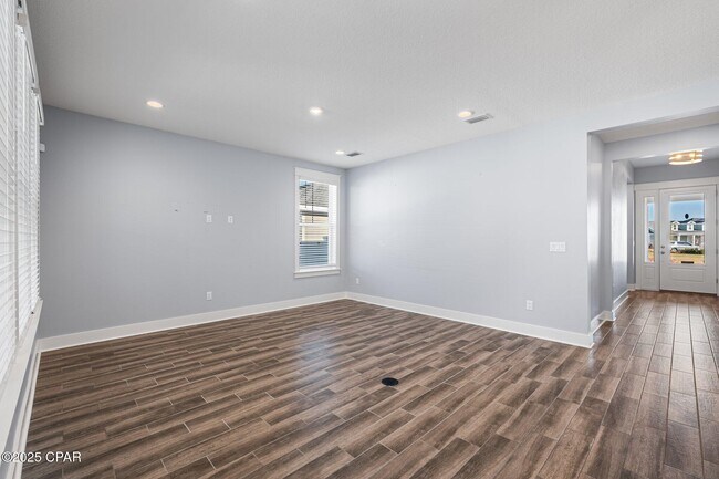 Building Photo - 1301 Savory Ct