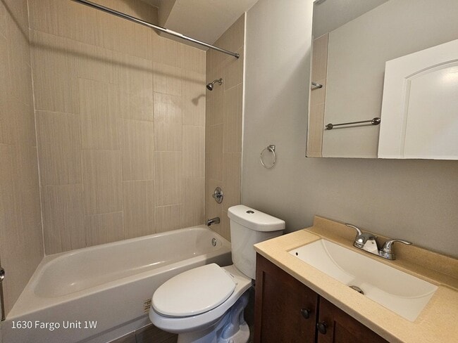 Building Photo - 1630 W Fargo Ave