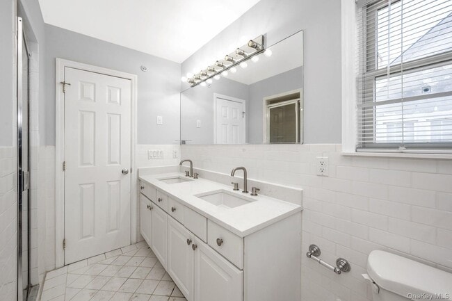 Building Photo - 69 Ellsworth Ave