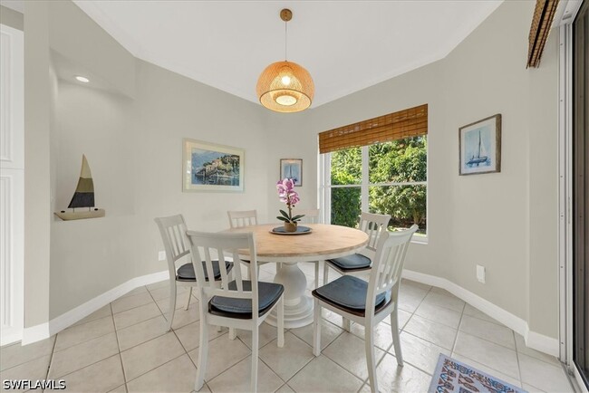 Building Photo - 28327 Hidden Lake Dr