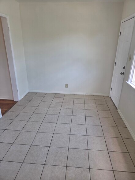 Building Photo - 2453 Torrance Blvd