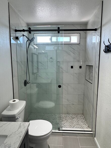 Building Photo - 3619 43rd St