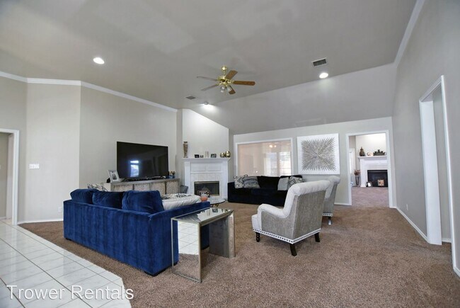 Building Photo - 4 br, 3.5 bath House - 26 Dolores Ct.