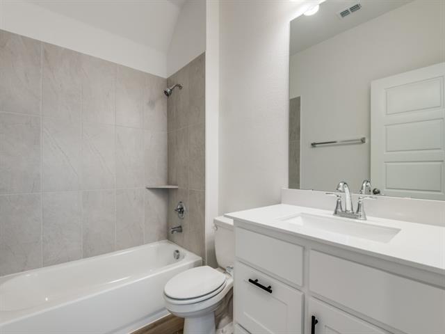 Building Photo - 4331 Hudson St