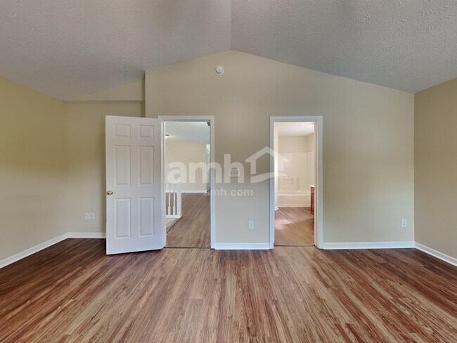 Building Photo - 1925 Tourmaline Dr