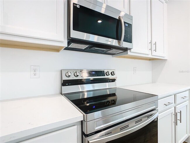 Building Photo - 11165 Green Citron Aly