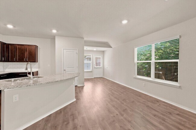 Building Photo - Beautiful Bulverde Home in Comal ISD – Move-In Ready!
