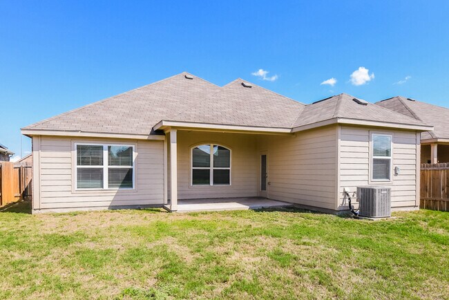 Building Photo - 13120 Tower Ln