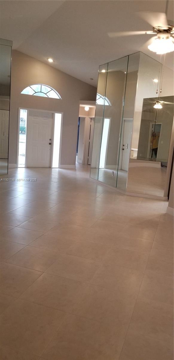 Building Photo - 1972 Oak Berry Cir