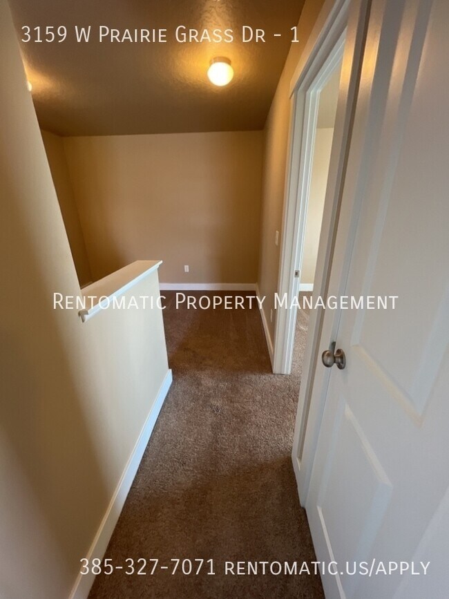 Building Photo - 3159 W Prairie Grass Dr