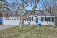 Building Photo - 3431 Moorland Rd