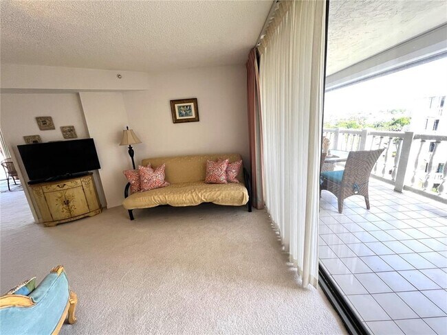 Building Photo - 6650 Sunset Way