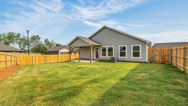 Building Photo - 3 Bed | 2 Bath in Owasso!