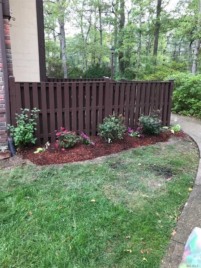 Building Photo - 287 Sagamore Hills Dr