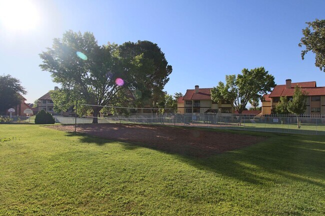 Building Photo - Sports Village - 2 Br + Play Loft, 2 Bath