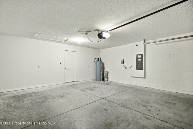 Building Photo - 13322 Golden Lime Ave