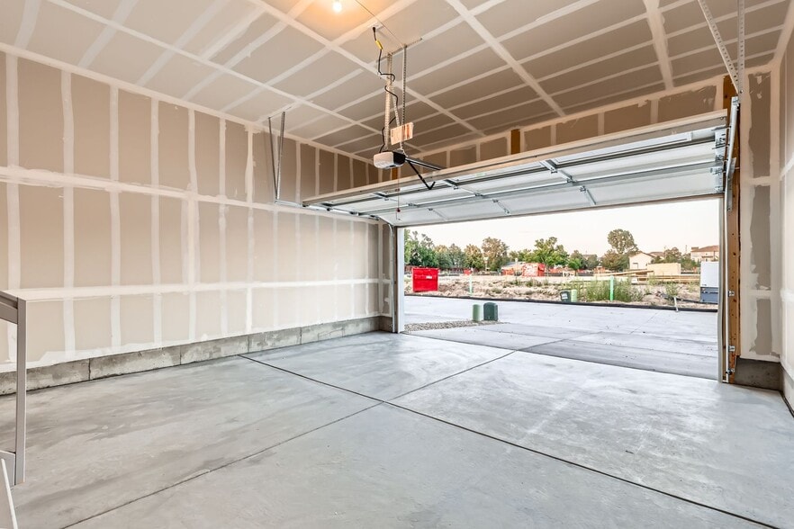 Garage - 1348 S Boston Ct