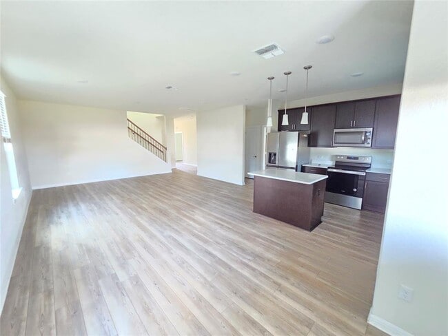 Building Photo - 604 Red Knot Ave