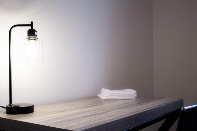 Building Photo - 1439 N Telluride St