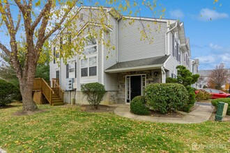 Building Photo - 34 Chimney Ct