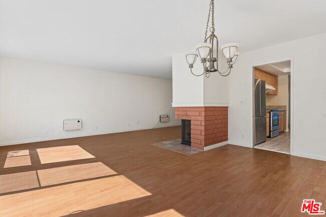 Building Photo - 106 Cresta Verde Dr
