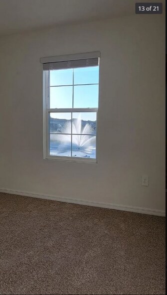 Building Photo - 5977 Briar Rose Wy