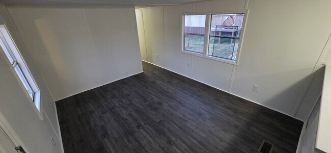 Building Photo - 8364 Cedar St