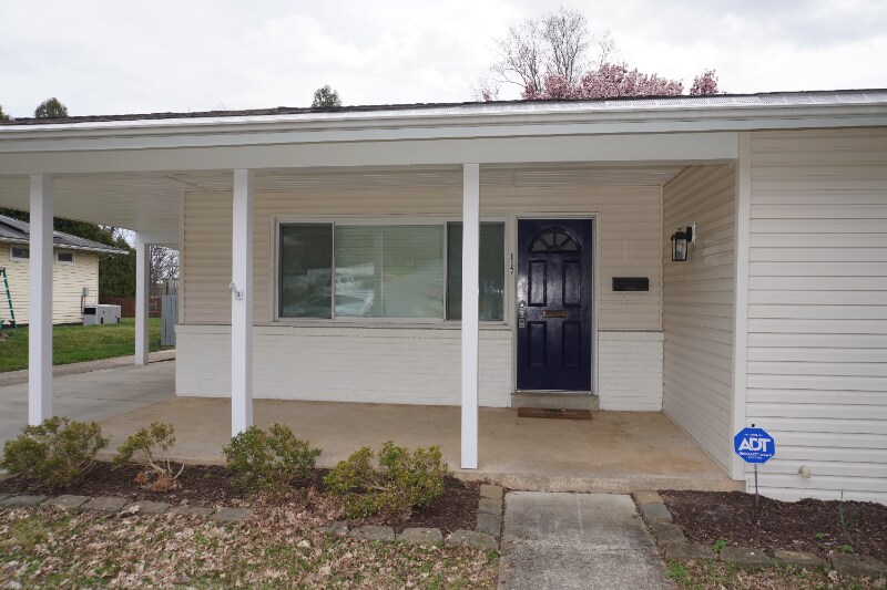 Building Photo - 117 E Timonium Rd