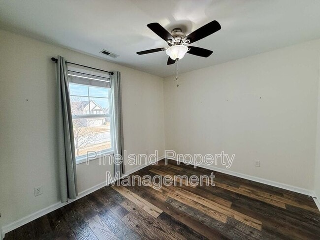 Building Photo - 164 Ladden Ln