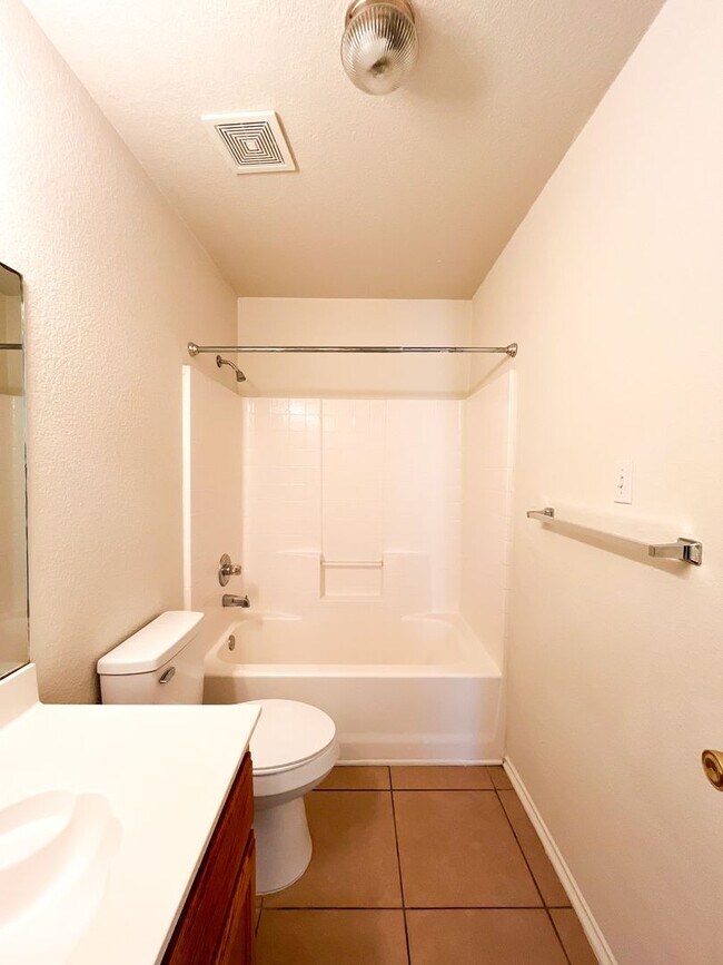 Building Photo - Available NOW!!!! Open floor plan features living room with fireplace, dining area, and large kit...