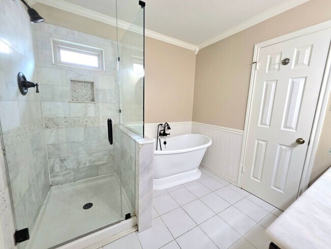 Building Photo - 1407 Blackbridge
