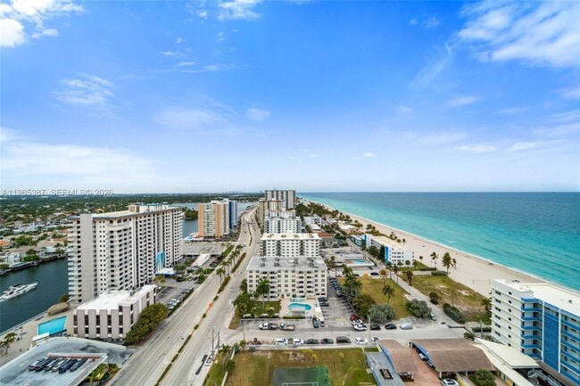 Building Photo - 2101 S Ocean Dr