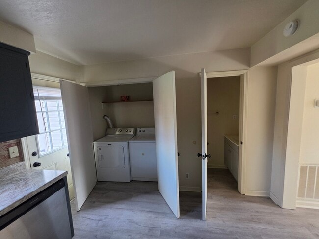 Building Photo - 278 Northridge Dr