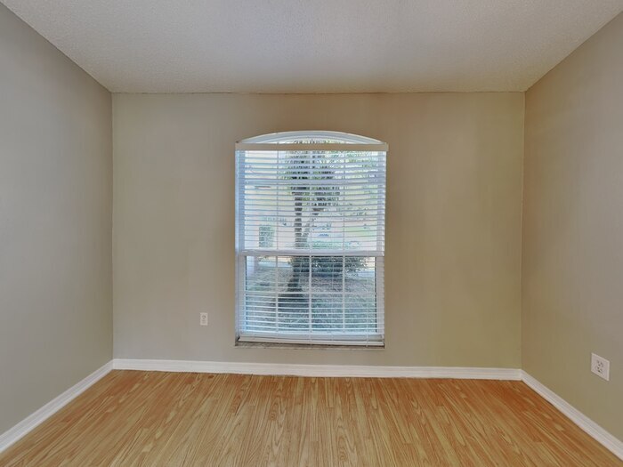 Building Photo - 7691 Canterbury Cir