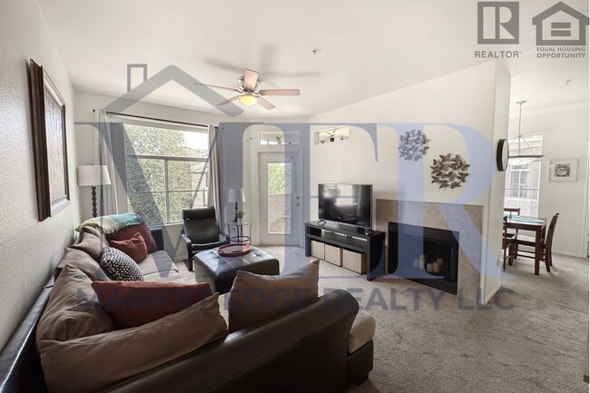 Building Photo - 2Bed/2Bath Furnished Condo at Chandler Blvd/40th St! Ready for Immediate Move-In!