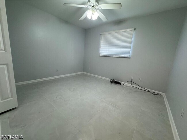 Building Photo - 4649 Santiago Ln