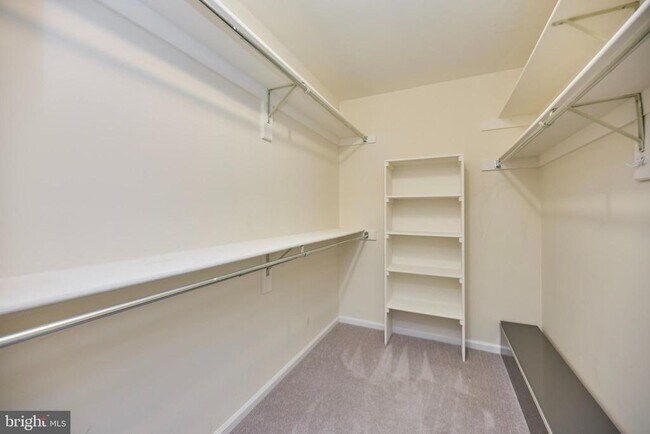 Building Photo - 1565 Church Hill Pl