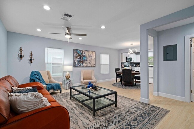 Building Photo - ***APPLICATION CURRENTLY UNDER REVIEW***Ch...