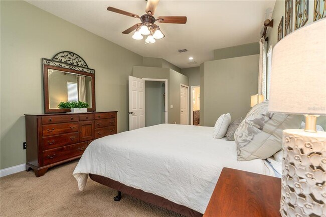Building Photo - 3829 Spruce Pine Dr