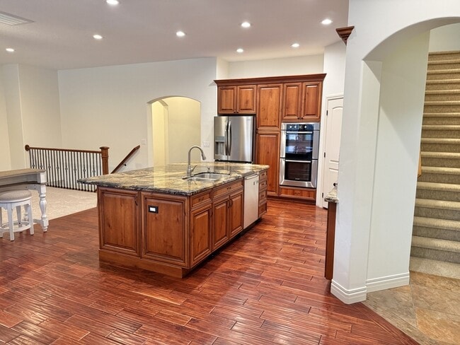 Building Photo - 14328 S Log Home Ln