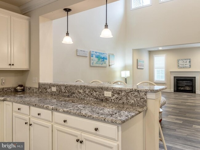 Building Photo - 35753 Carmel Terrace