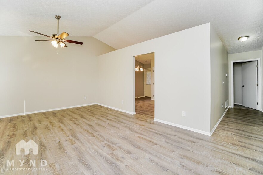Building Photo - 1316 Winesap Dr