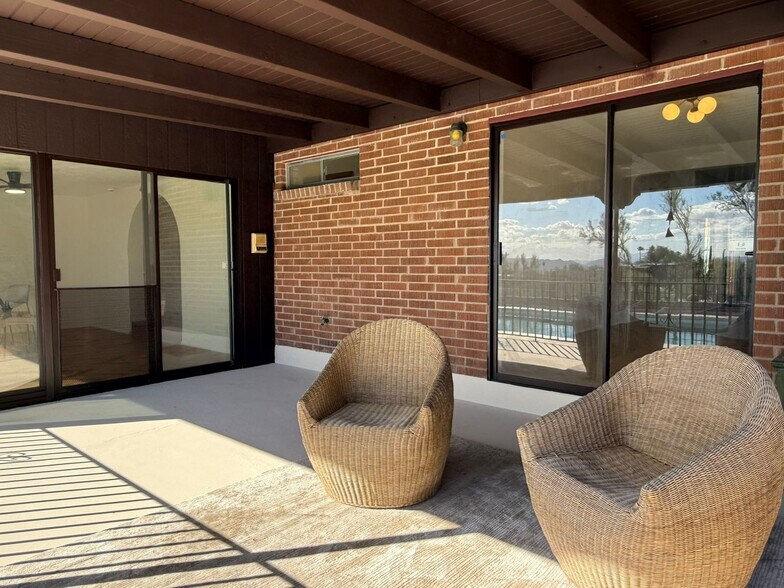 Building Photo - 1402 E Big Rock Rd