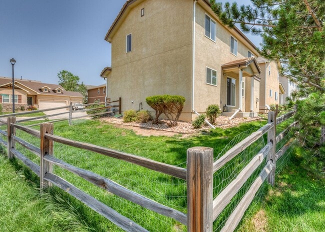 Building Photo - Charming 3 Bed, 2.5 bath in Northgate in D20